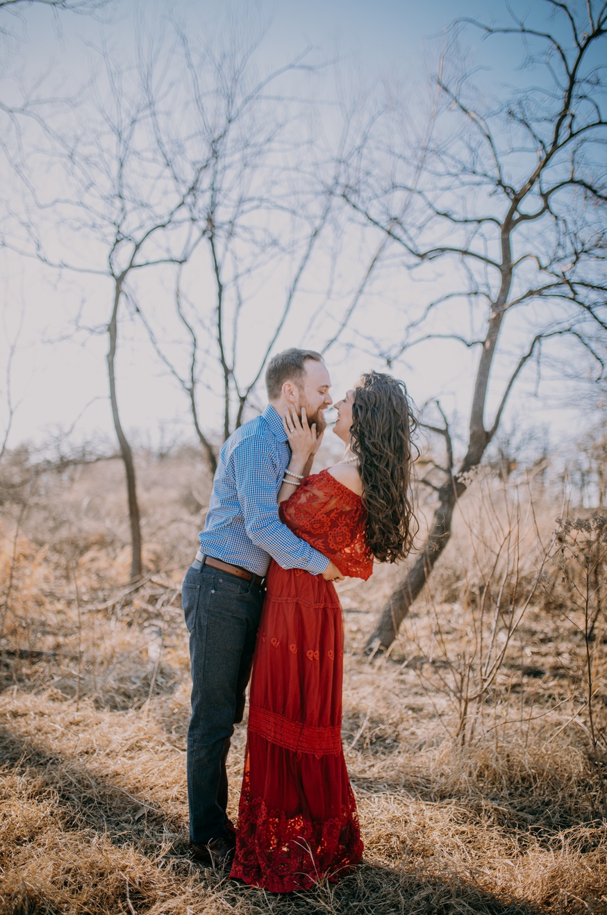 Casey & Alegría Engagement Photo