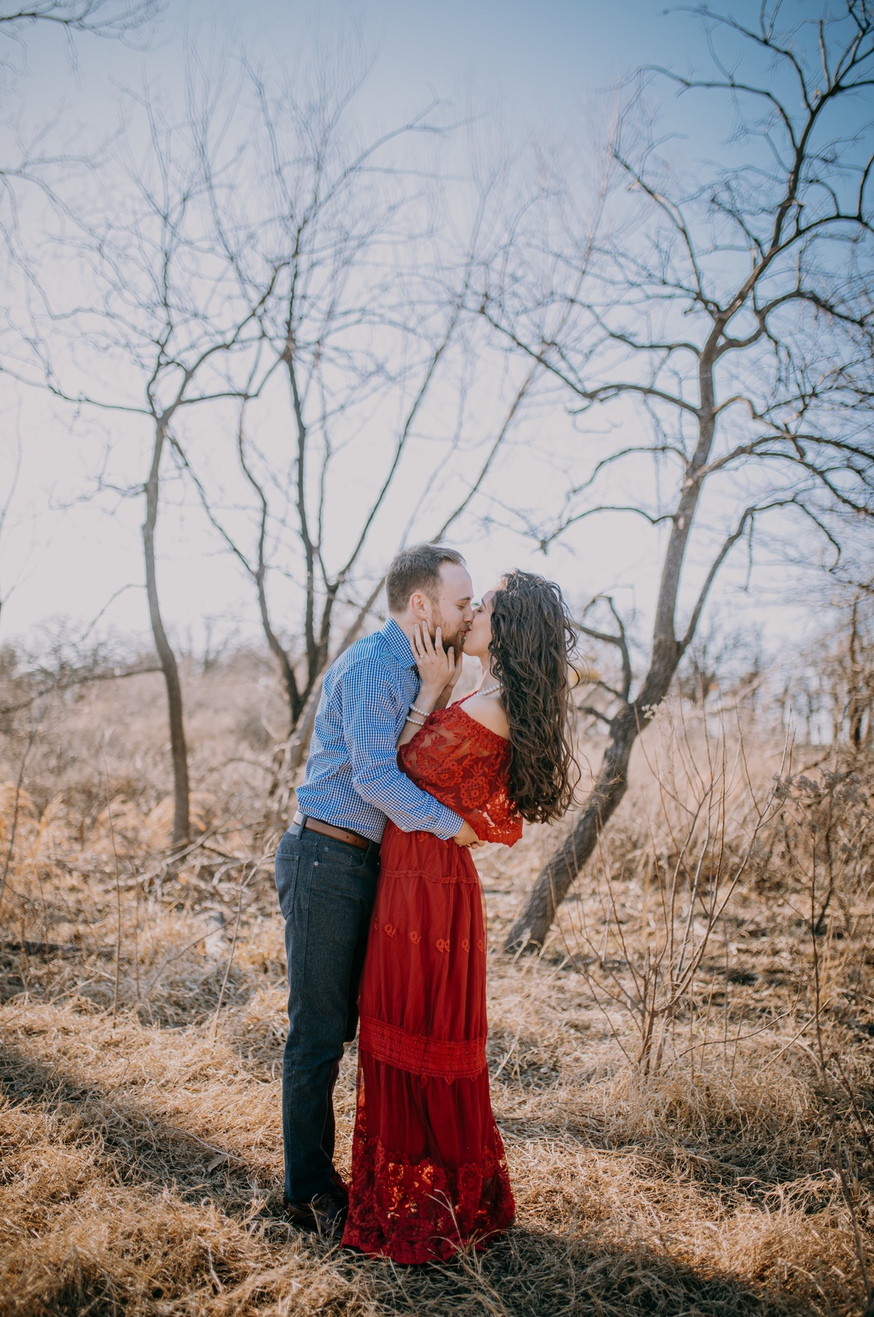 Casey & Alegría Engagement Photo