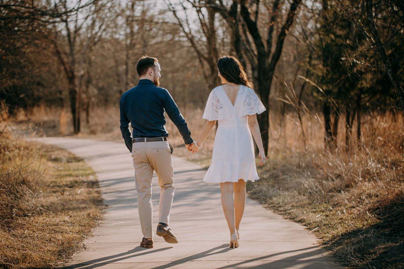 Casey & Alegría Engagement Photo