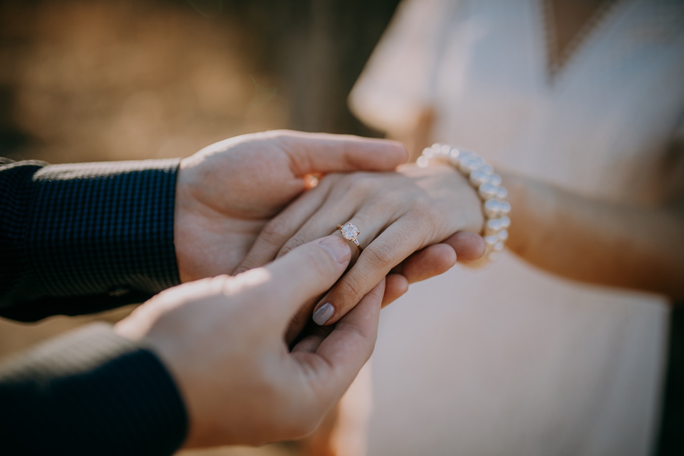 Casey & Alegría Engagement Photo