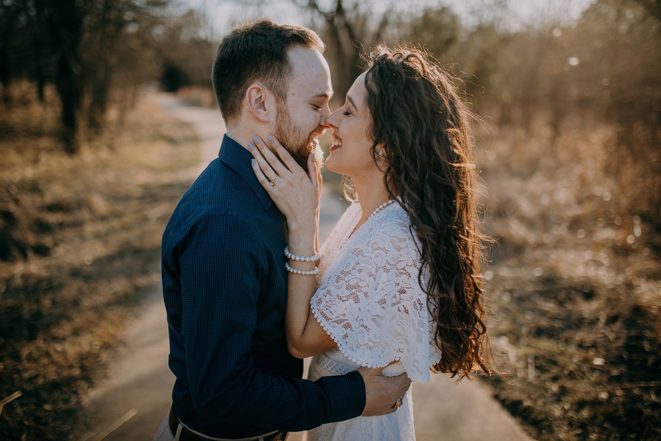 Casey & Alegría Engagement Photo