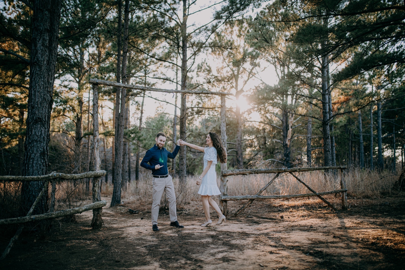 Casey & Alegría Engagement Photo